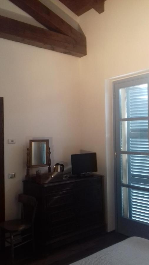 B&B Cascina La Cinciallegra Oggiono Εξωτερικό φωτογραφία